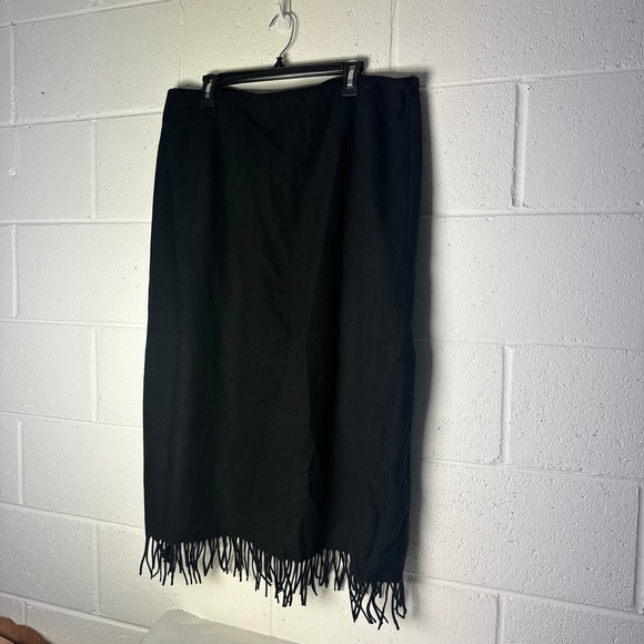 Pendleton vintage Black 100% Wool Fringe Maxi Skirt Size 18W - Picture 1 of 6